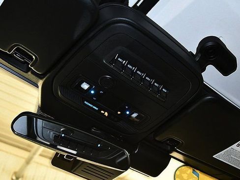 New 2025 Ford Bronco Badlands w/ Sasquatch Package image 27