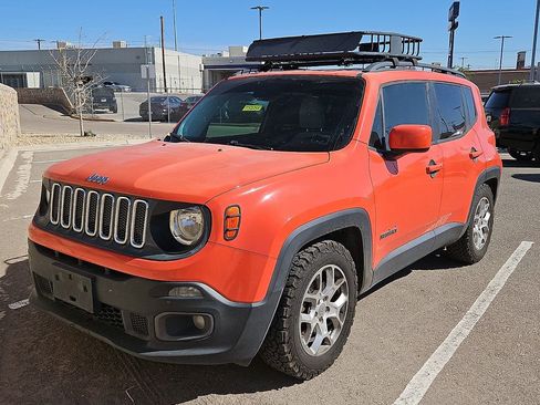 Used 2016 Jeep Renegade Latitude image 1