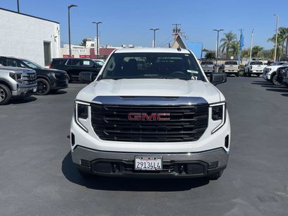 Used 2026 GMC Sierra 1500 Pro w/ Pro Value Package