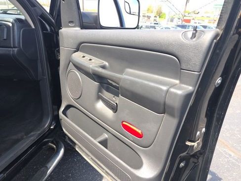 Used 2004 Dodge Ram 2500 Truck SLT w/ Trailer Tow Group image 34