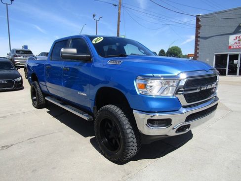 Used 2022 RAM 1500 Tradesman w/ SXT Appearance Group AWD/4WD image 2