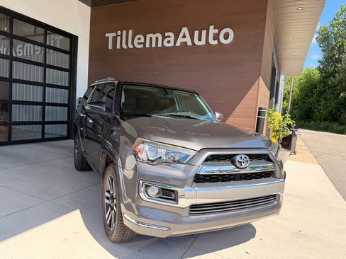 Used 2016 Toyota 4Runner 4WD image 1