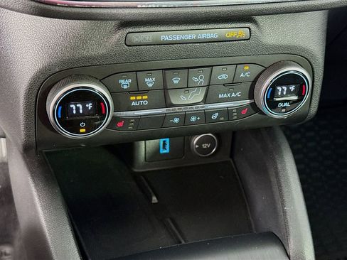 Used 2020 Ford Escape Titanium w/ Titanium Premium Package 2.0 image 20