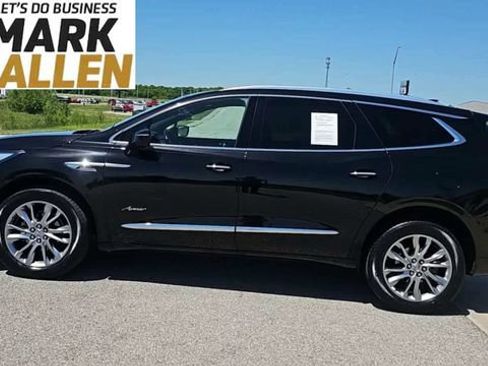Used 2023 Buick Enclave Avenir w/ Avenir Technology Package FWD image 5