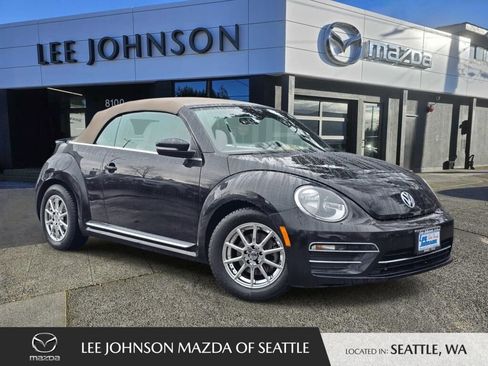 Used 2017 Volkswagen Beetle 1.8T image 1