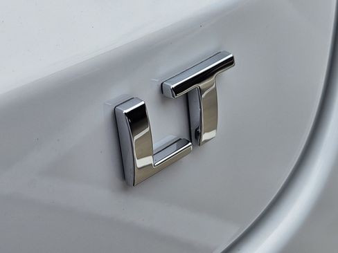 New 2026 Chevrolet Trax LT FWD image 15