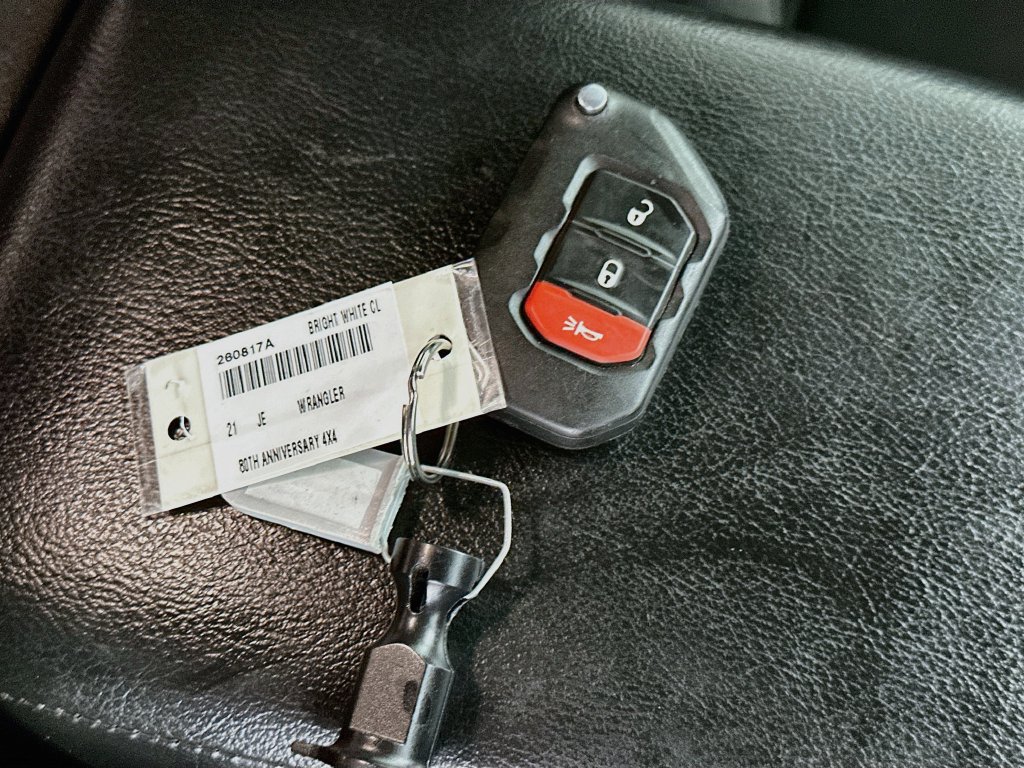 Used 2021 Jeep Wrangler Sport AWD/4WD image 34