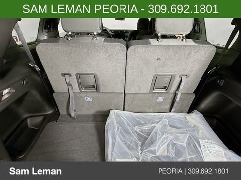 New 2025 Jeep Grand Cherokee L Laredo image 26