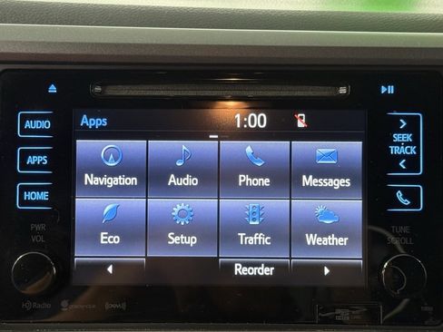 Used 2017 Toyota Tacoma TRD Sport image 28