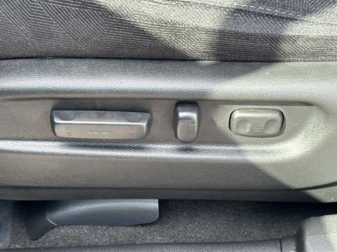 Used 2022 Honda Pilot Sport image 15