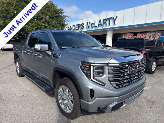 Used 2025 GMC Sierra 1500 Denali w/ Technology Package AWD/4WD image 1