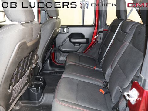 Used 2021 Jeep Wrangler Unlimited Rubicon AWD/4WD image 10