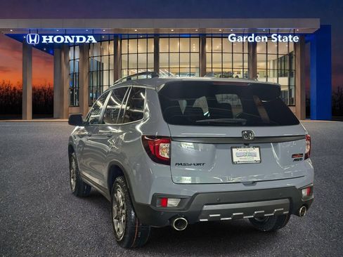 Certified 2023 Honda Passport TrailSport image 4