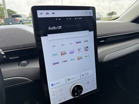 Used 2024 Ford Mustang Mach-E Premium image 23