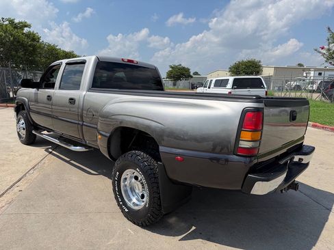 Used 2005 Chevrolet Silverado 3500 LT w/ Heavy-Duty Power Package AWD/4WD image 65