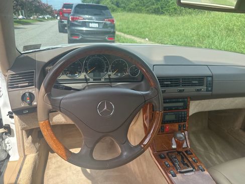 Used 2002 Mercedes-Benz SL 500 image 21