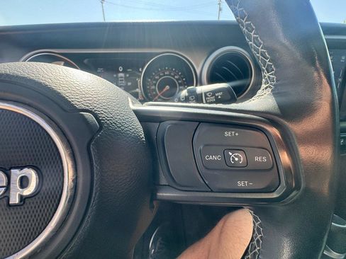 Used 2021 Jeep Wrangler Unlimited Sport AWD/4WD image 26