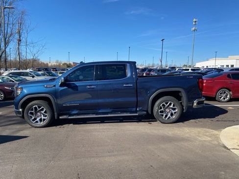Used 2022 GMC Sierra 1500 SLT w/ SLT Premium Plus Package image 8
