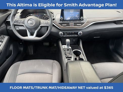 Used 2024 Nissan Altima 2.5 SV AWD/4WD image 13