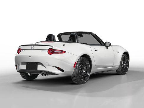 New 2026 MAZDA MX-5 Miata Club w/ Interior Package RWD image 2