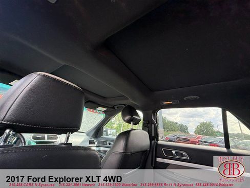 Used 2017 Ford Explorer XLT w/ Equipment Group 202A AWD/4WD image 16