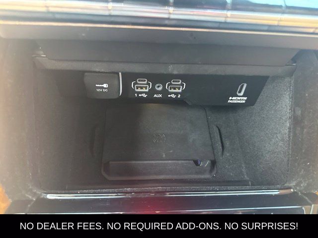 Used 2023 Jeep Grand Wagoneer Series III AWD/4WD image 25