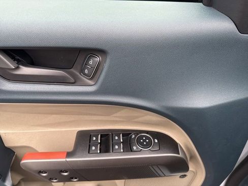 New 2025 Ford Maverick Lariat w/ 4K Tow Package image 12