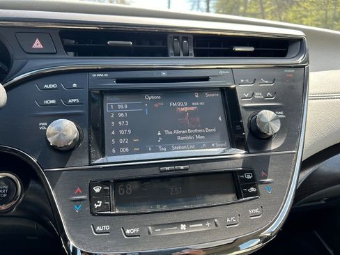 Used 2016 Toyota Avalon Limited FWD image 12