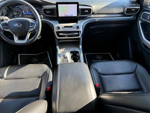 Used 2020 Ford Explorer XLT w/ Equipment Group 202A image 10