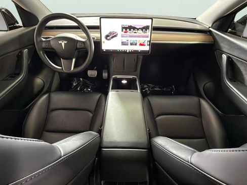 Used 2022 Tesla Model Y Performance image 32