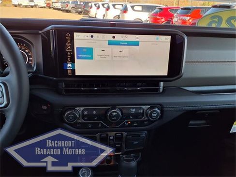 New 2026 Jeep Gladiator Mojave w/ Safety Group image 19