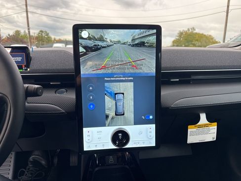 New 2025 Ford Mustang Mach-E Premium image 23