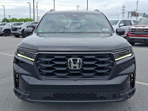 Certified 2023 Honda Pilot Sport image 2