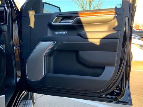 Used 2024 GMC Sierra 1500 Denali w/ Technology Package image 21