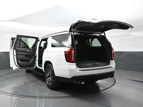 Used 2023 GMC Yukon XL AT4 AWD/4WD image 51