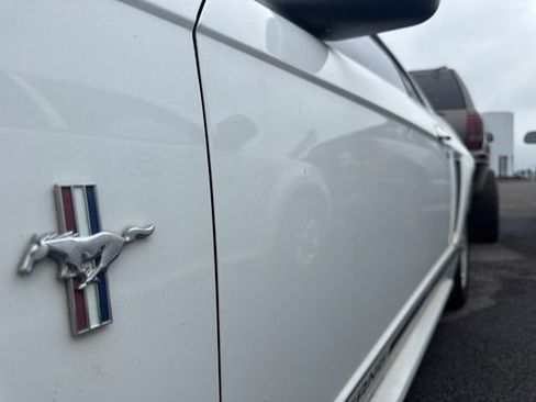 Used 2001 Ford Mustang Coupe image 7