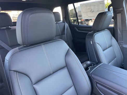 New 2026 GMC Acadia Elevation w/ Elevation Premium Package image 28