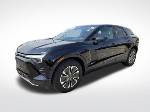 Used 2025 Chevrolet Blazer EV LT AWD/4WD image 8