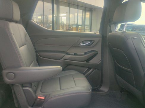 Used 2023 Chevrolet Traverse RS w/ LPO, Floor Liner Package image 16