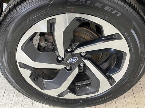 Used 2023 Subaru Forester Touring image 15