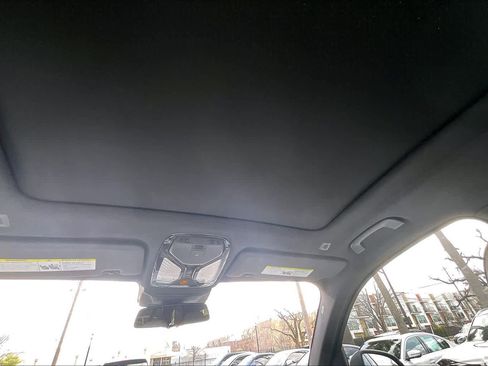 Used 2025 BMW X5 xDrive50e w/ Executive Package image 13