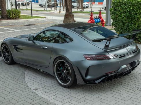 Used 2020 Mercedes-Benz AMG GT R image 29