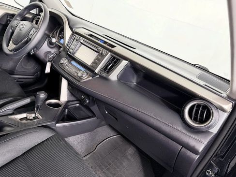 Used 2015 Toyota RAV4 XLE AWD/4WD image 46