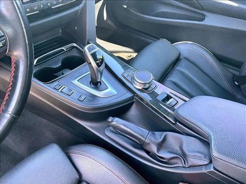 Used 2019 BMW 430i Convertible image 15