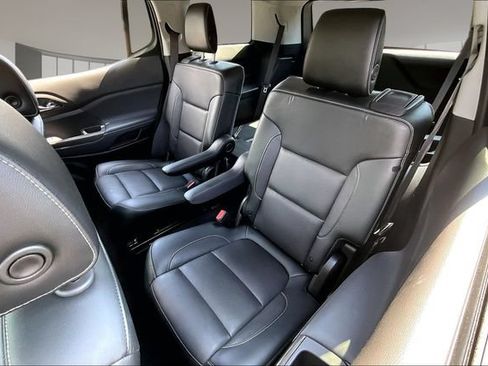 Used 2019 GMC Acadia SLT w/ Black Edition FWD image 21