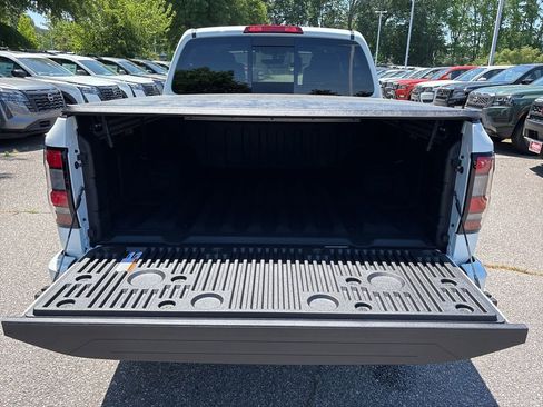 New 2026 Nissan Frontier PRO-4X w/ Pro Premium Package AWD/4WD image 16