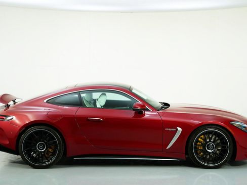 Used 2024 Mercedes-Benz AMG GT 63 image 57