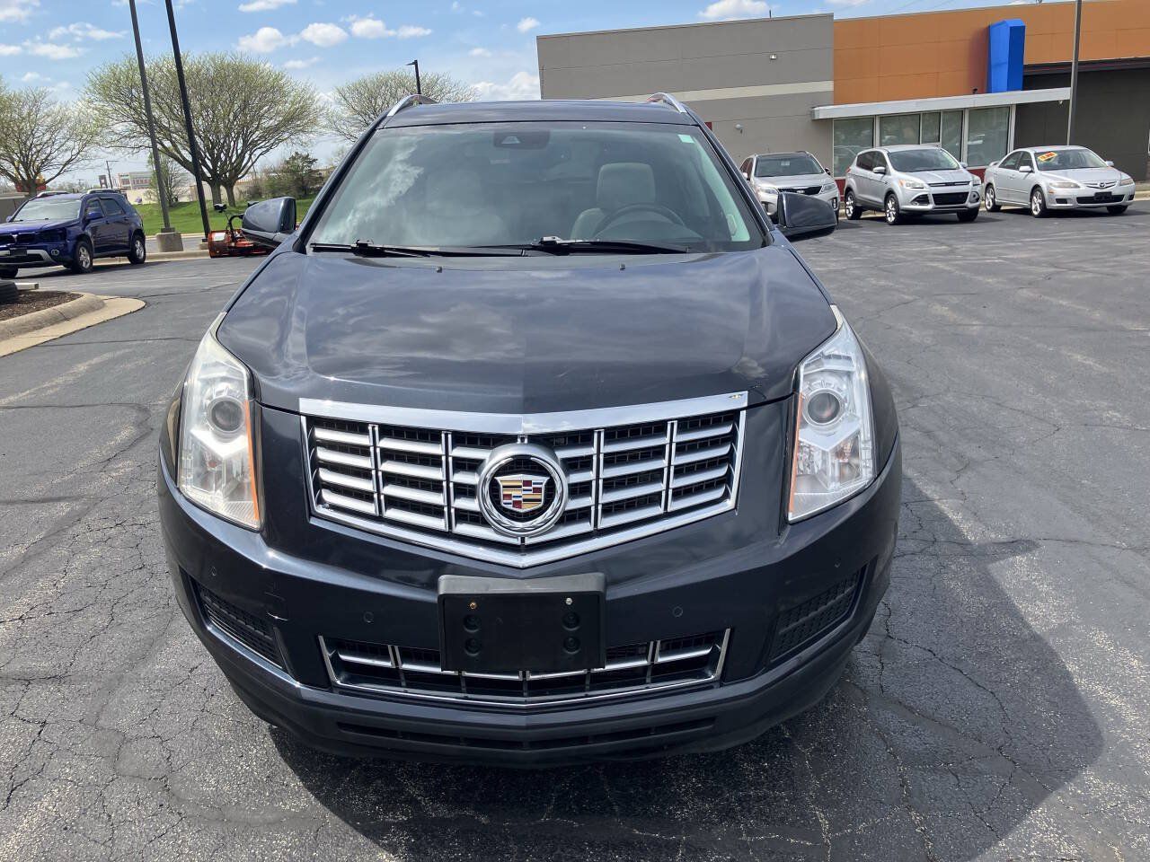 Used 2016 Cadillac SRX Luxury w/ Driver Awareness Package AWD/4WD image 8