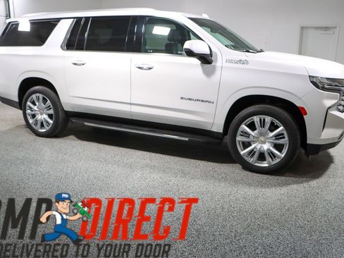 Used 2023 Chevrolet Suburban High Country image 6