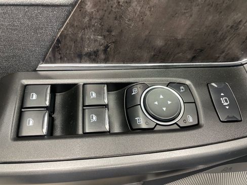 Used 2024 Ford F250 Lariat w/ Sport Appearance Package image 27